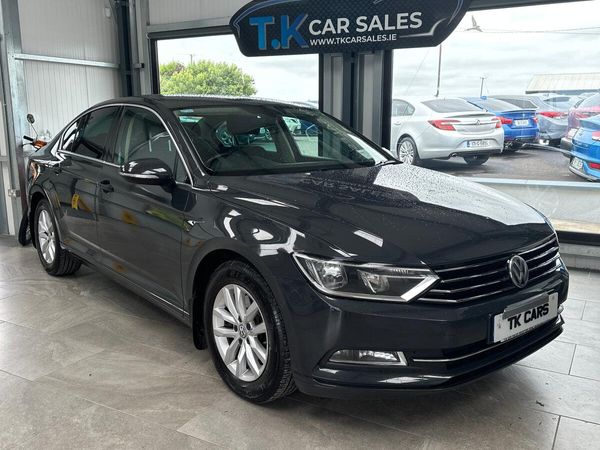 Volkswagen Passat Saloon, Diesel, 2017, Grey