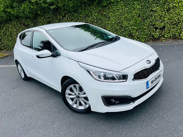 Kia Ceed Hatchback, Diesel, 2016, White
