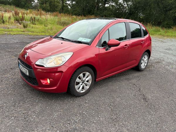Citroen C3 Hatchback, Petrol, 2010, Red