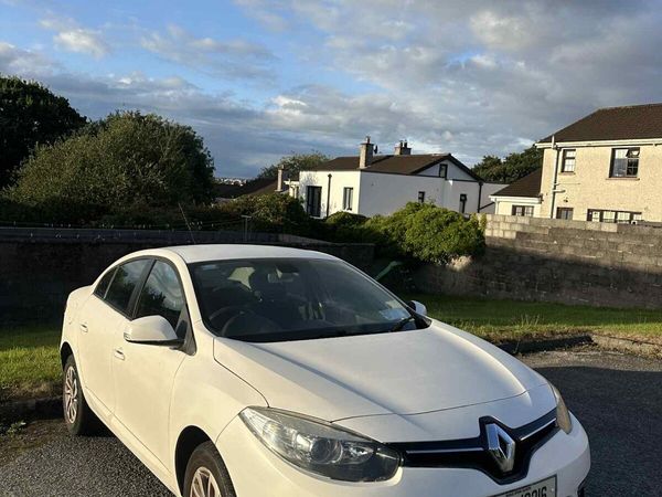 Renault Fluence Saloon, Diesel, 2013, Gold