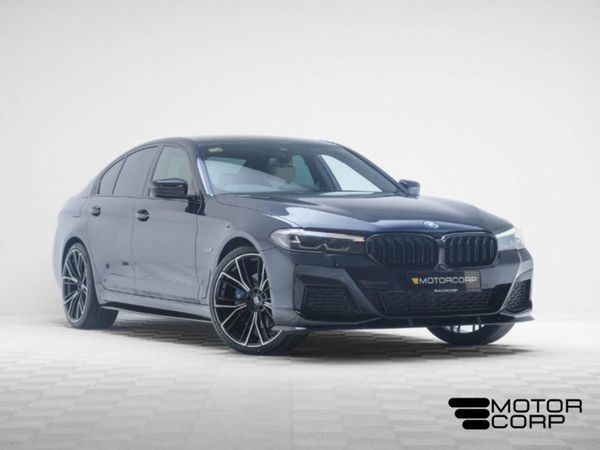 BMW 5-Series Saloon, Hybrid, 2022, Black