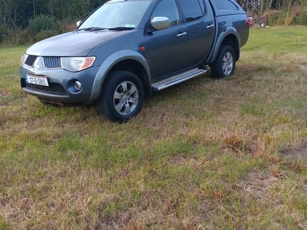 Mitsubishi L200 Crew Cab, Diesel, 2007, Grey