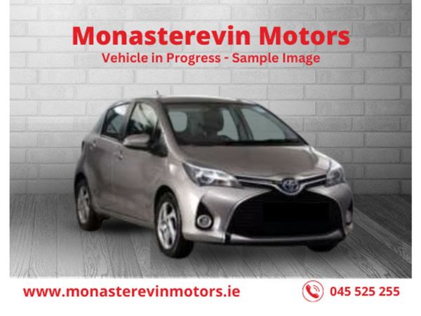 Toyota Yaris Hatchback, Petrol Hybrid, 2018, Grey