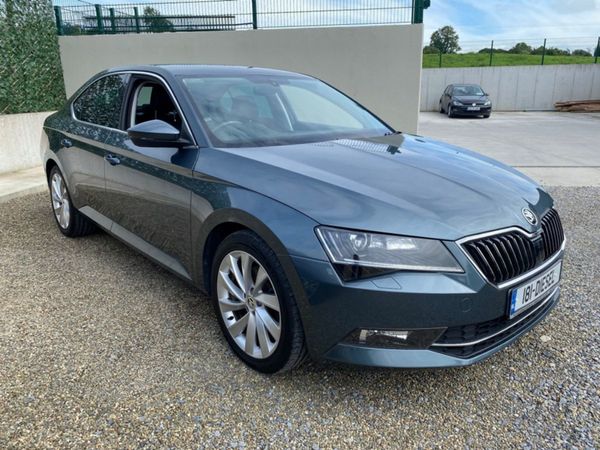 Skoda Superb Hatchback, Diesel, 2018, Grey