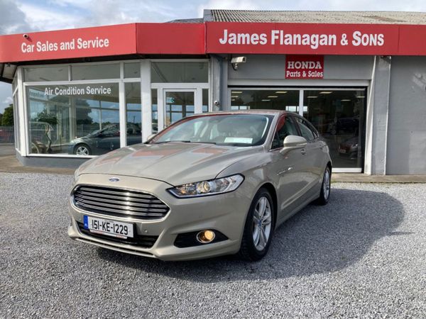 Ford Mondeo Hatchback, Diesel, 2015, Silver
