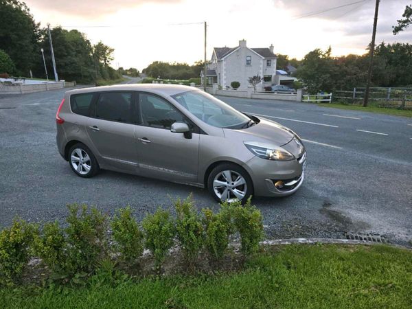 Renault Grand Scenic MPV, Diesel, 2012, Beige
