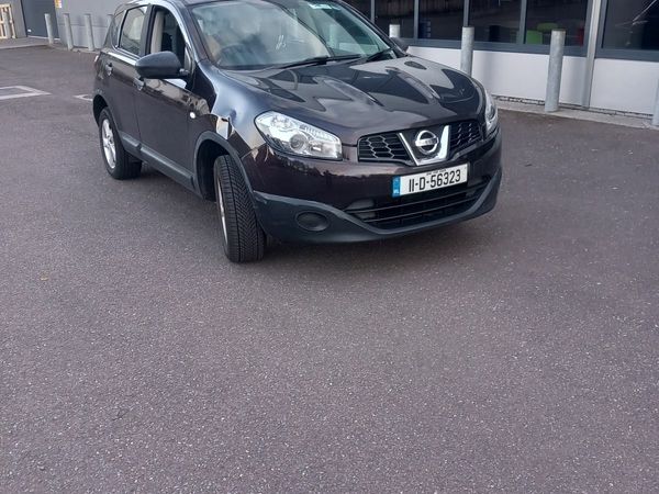 Nissan Qashqai Hatchback, Diesel, 2011, Black