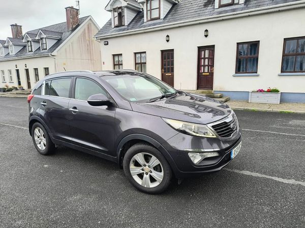 Kia Sportage SUV, Diesel, 2012, Silver