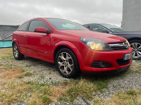 Citroen C5 Hatchback, Diesel, 2009, Red