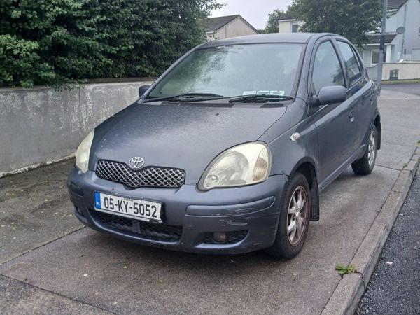 Toyota Yaris Hatchback, Petrol, 2005, Blue