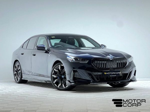BMW 5-Series Saloon, Hybrid, 2024, Black