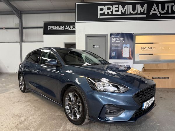 Ford Focus Hatchback, Diesel, 2021, Blue