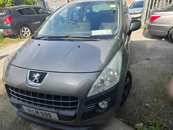 Peugeot 3008 MPV, Diesel, 2011, Grey