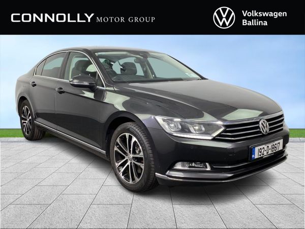Volkswagen Passat Saloon, Diesel, 2019, Grey