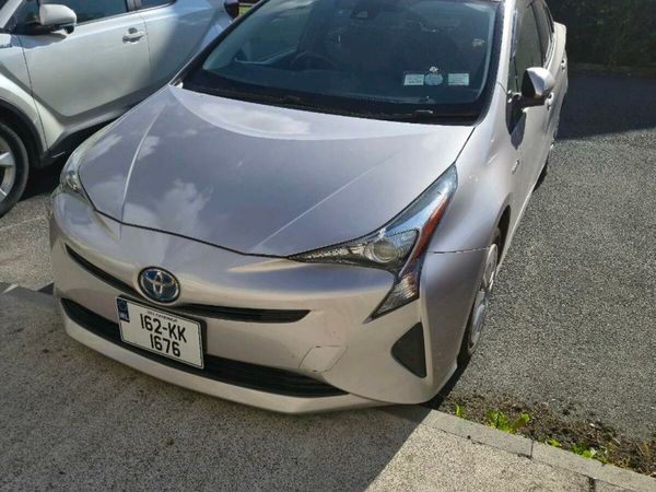 Toyota Prius Hatchback, Petrol Hybrid, 2016, Silver