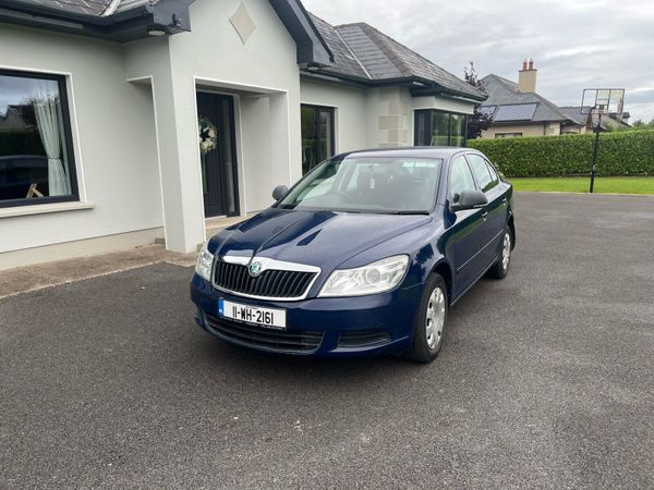 Skoda Octavia Hatchback, Diesel, 2011, Blue