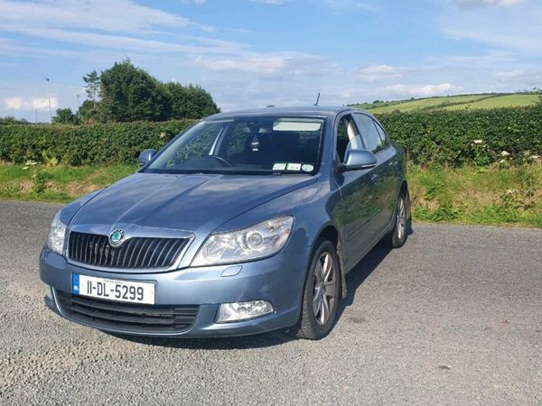 Skoda Octavia Hatchback, Diesel, 2011, Grey