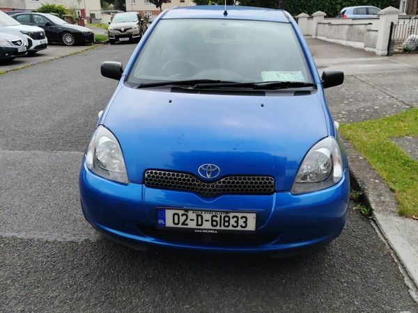 Toyota Yaris Hatchback, Petrol, 2002, Blue