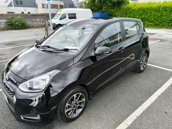 Hyundai i10 Hatchback, Petrol, 2019, Black