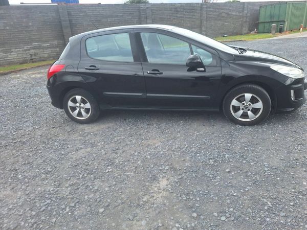 Peugeot 308 Hatchback, Diesel, 2010, Black