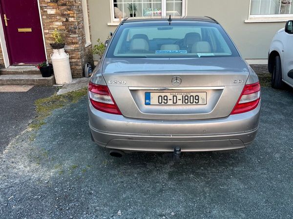 Mercedes-Benz C-Class Saloon, Diesel, 2009, Silver