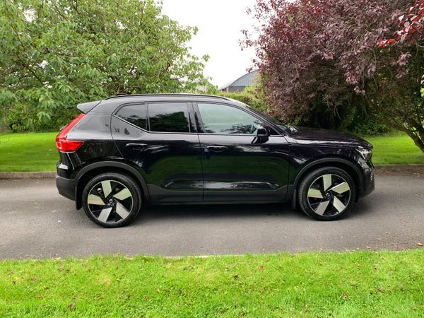 Volvo XC40 Estate/Jeep, Electric, 2022, Black