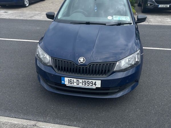 Skoda Fabia Hatchback, Petrol, 2016, Blue