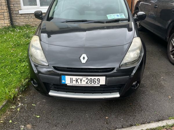 Renault Clio Hatchback, Petrol, 2011, Black