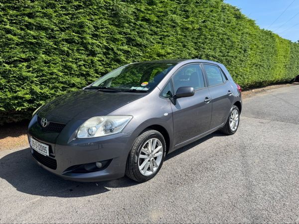 Toyota Auris Hatchback, Petrol, 2009, Grey