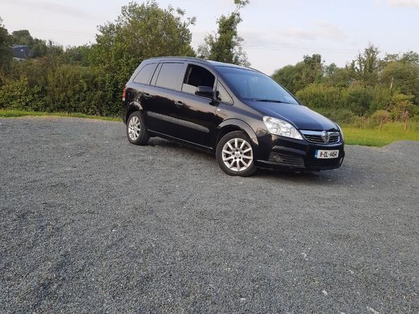 Vauxhall Zafira MPV, Diesel, 2011, Black