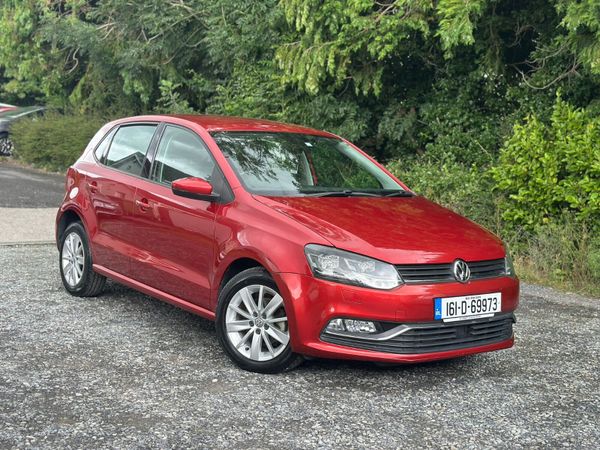 Volkswagen Polo Hatchback, Petrol, 2016, Red