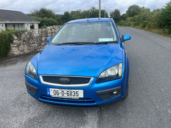 Ford Focus Hatchback, Petrol, 2006, Blue