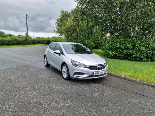 Opel Astra Hatchback, Diesel, 2016, Silver