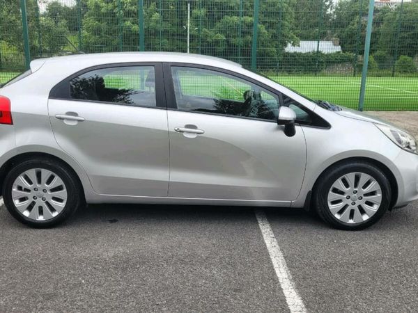Kia Rio Hatchback, Petrol, 2014, Silver