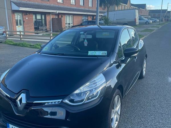 Renault Clio Hatchback, Petrol, 2014, Black