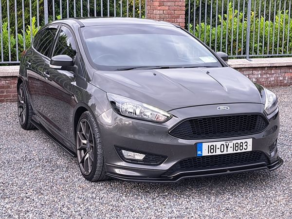 Ford Focus Hatchback, Diesel, 2018, Grey