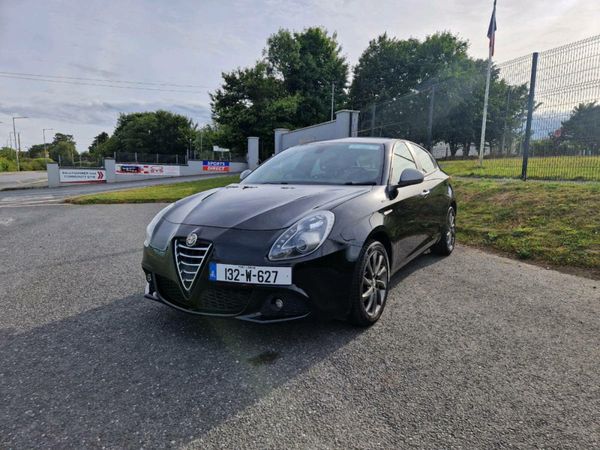 Alfa Romeo Giulietta Hatchback, Petrol, 2013, Black