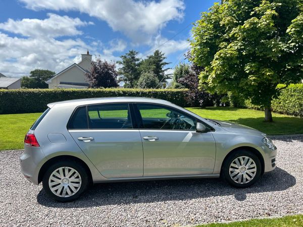 Volkswagen Golf Hatchback, Petrol, 2016, Silver