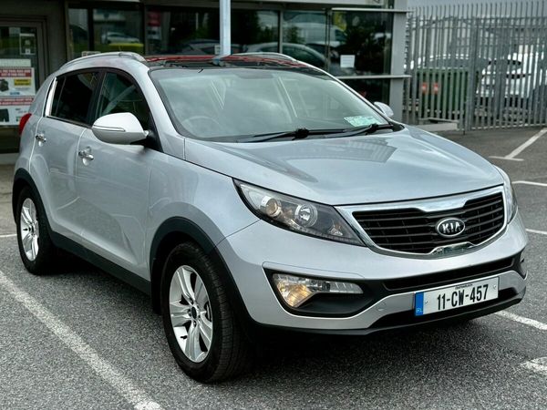Kia Sportage SUV, Diesel, 2011, Silver