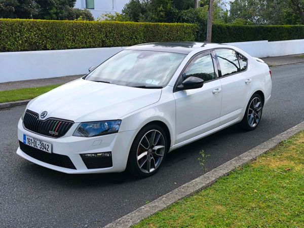 Skoda Octavia Hatchback, Diesel, 2016, White