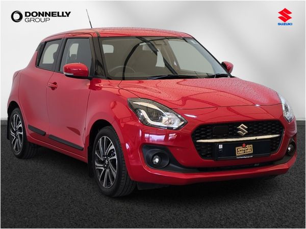 Suzuki Swift Hatchback, Petrol, 2021, Red