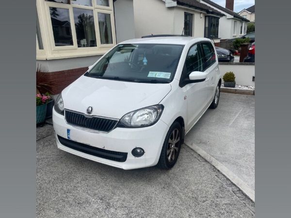 Skoda Citigo Hatchback, Petrol, 2014, White