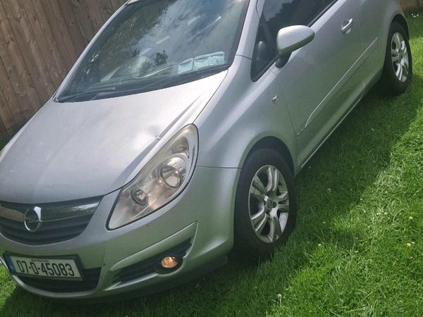 Opel Corsa Hatchback, Petrol, 2007, Silver