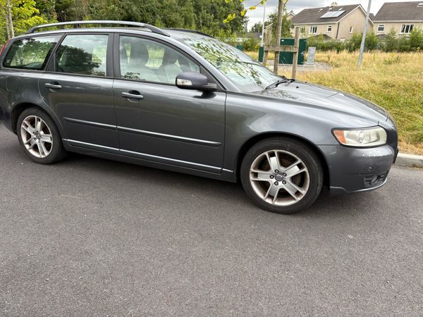 Volvo V50 Estate, Ethanol Petrol, 2008, Grey