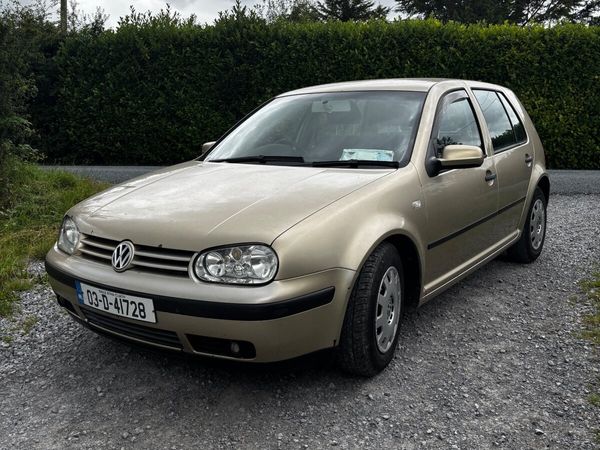 Volkswagen Golf Hatchback, Petrol, 2003, Gold