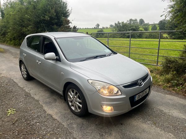 Hyundai i30 Hatchback, Diesel, 2008, Silver