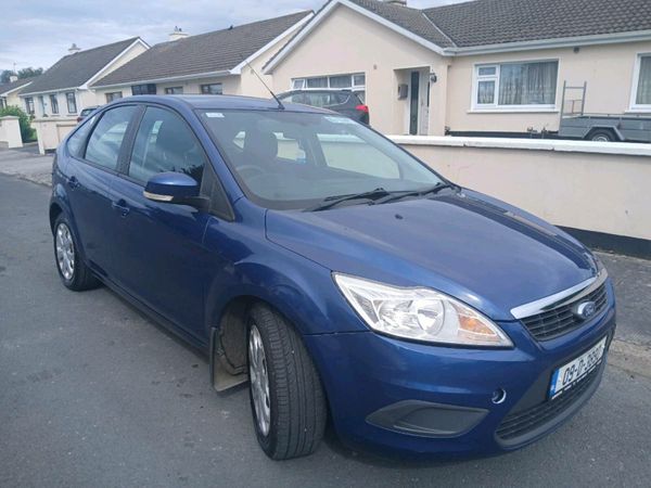 Ford Focus Hatchback, Petrol, 2009, Blue