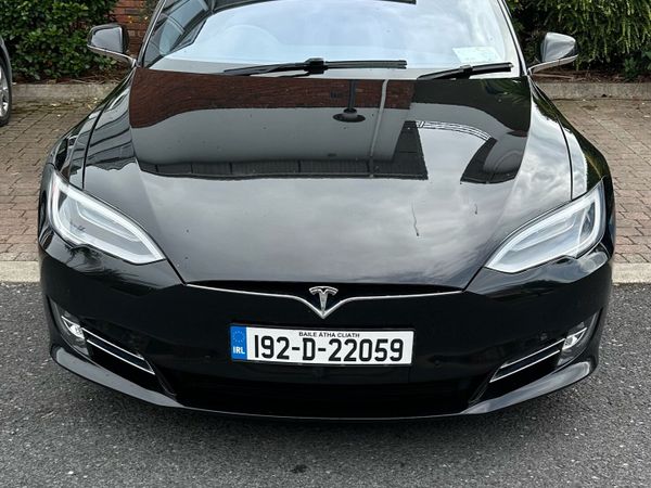 Tesla Model S Hatchback, Electric, 2019, Black