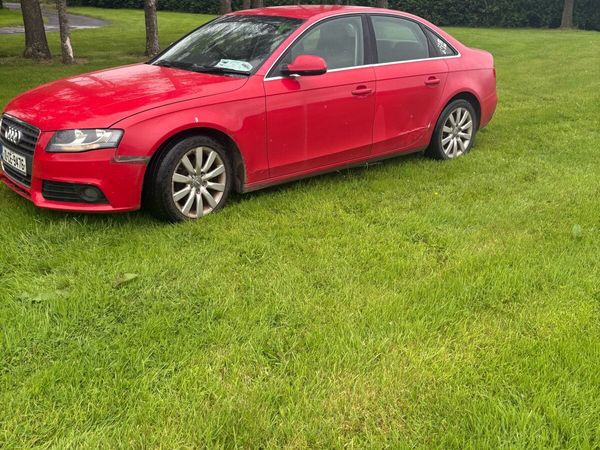 Audi A4 Saloon, Diesel, 2010, Red