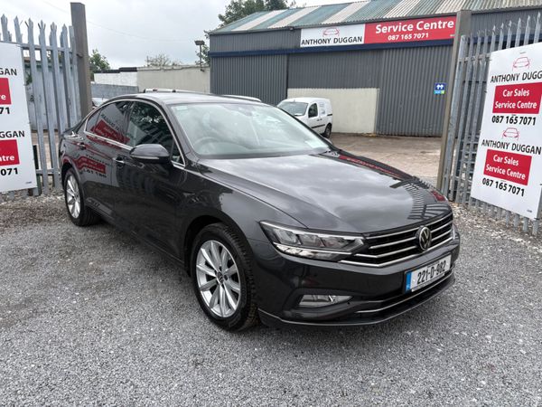 Volkswagen Passat Saloon, Diesel, 2022, Grey